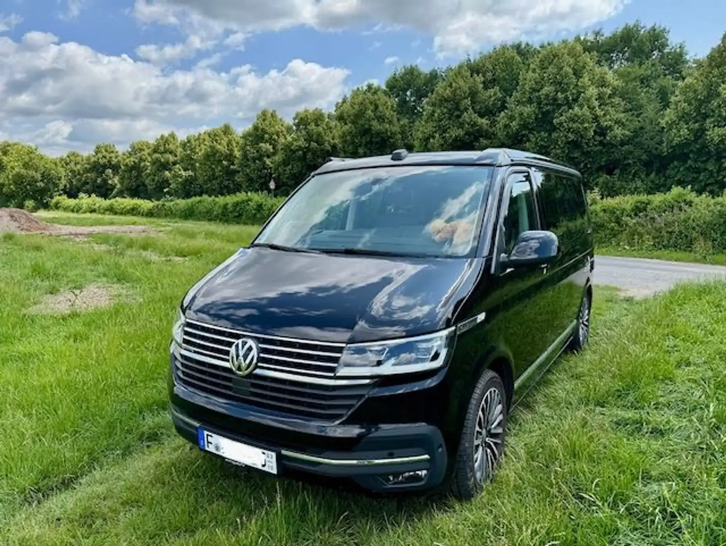 Volkswagen T6.1 California California T6.1 DSG 4MOTION Ocean Edition Schwarz - 2