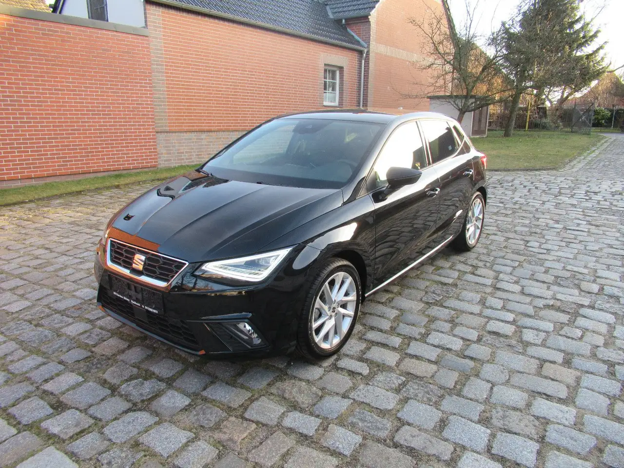 SEAT Ibiza FR 1,0 TSI LED PDC SHZ ACC Navi KAMERA 9