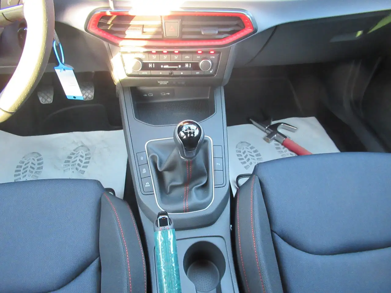 SEAT Ibiza FR 1,0 TSI LED PDC SHZ ACC Navi KAMERA 17