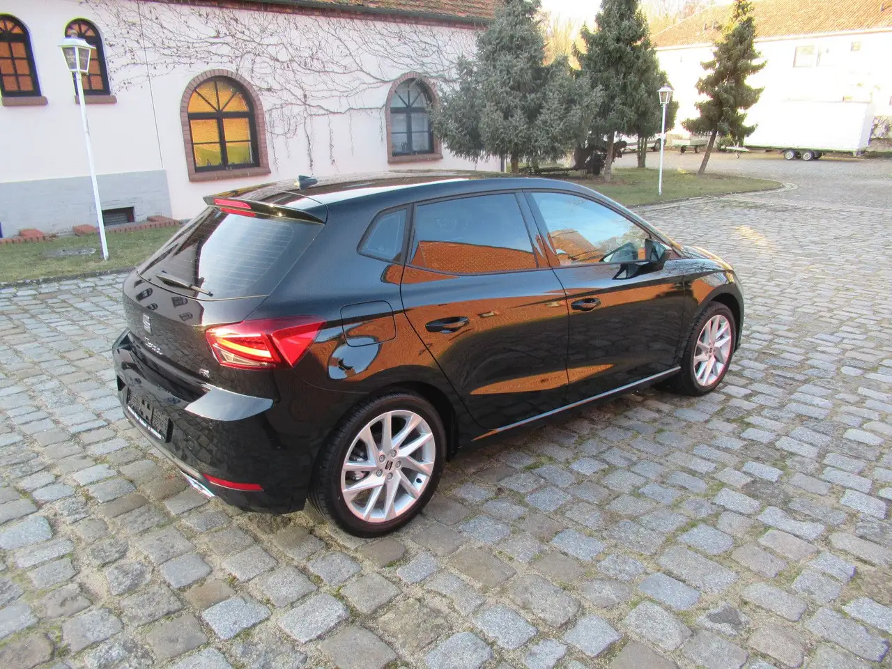 SEAT Ibiza FR 1,0 TSI LED PDC SHZ ACC Navi KAMERA 7