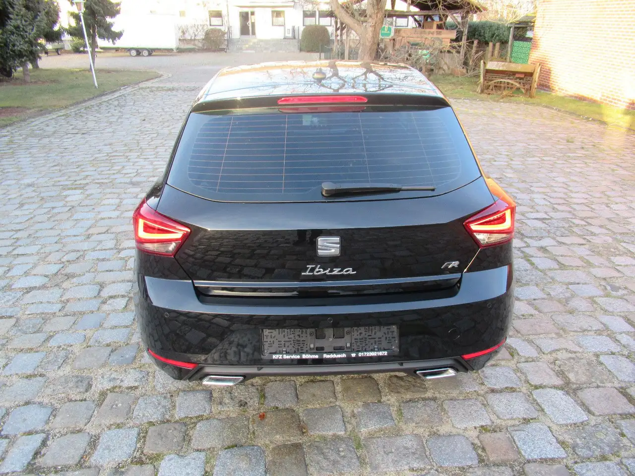 SEAT Ibiza FR 1,0 TSI LED PDC SHZ ACC Navi KAMERA 32