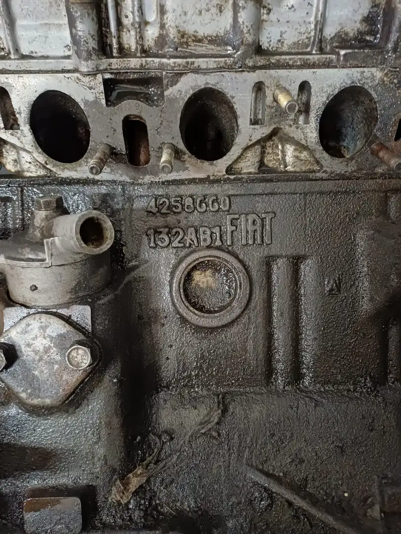 Fiat 124 Spider ABARTH 1800 Bleu - 2