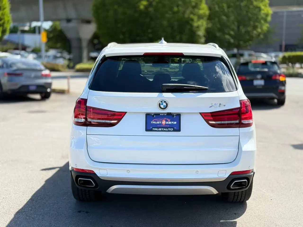 BMW X5 photo BMW X5