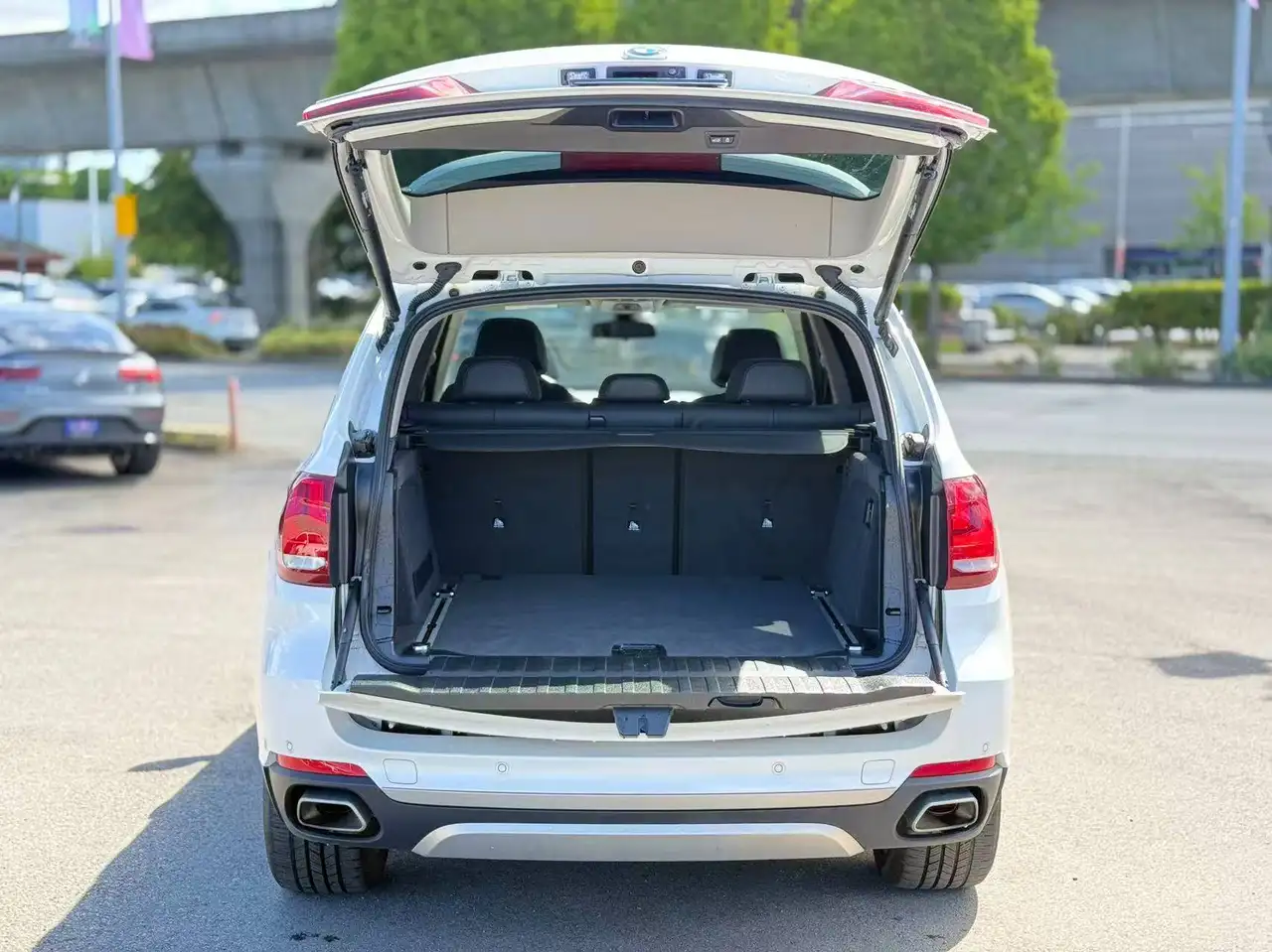 BMW X5 photo BMW X5