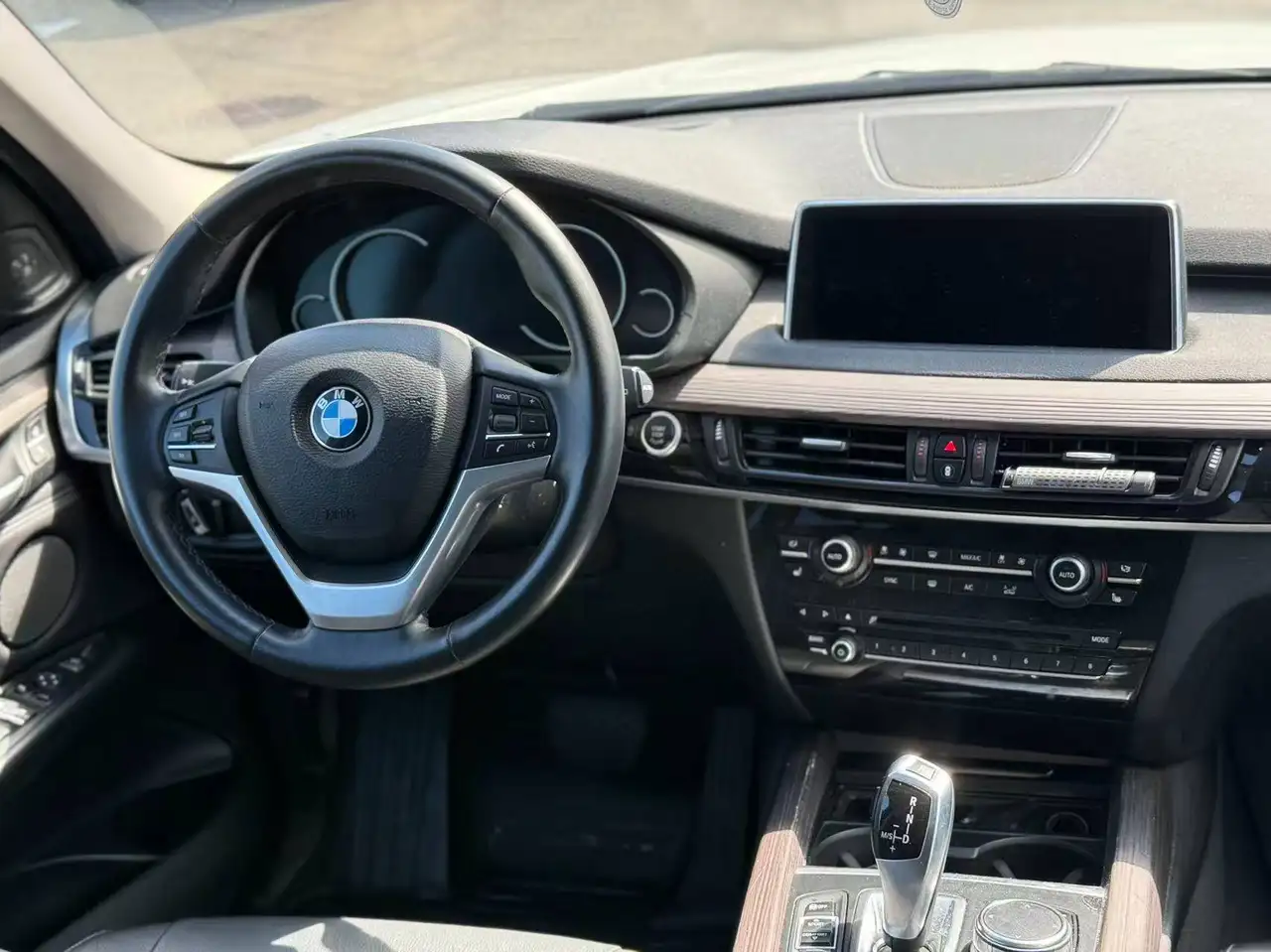 BMW X5 photo BMW X5