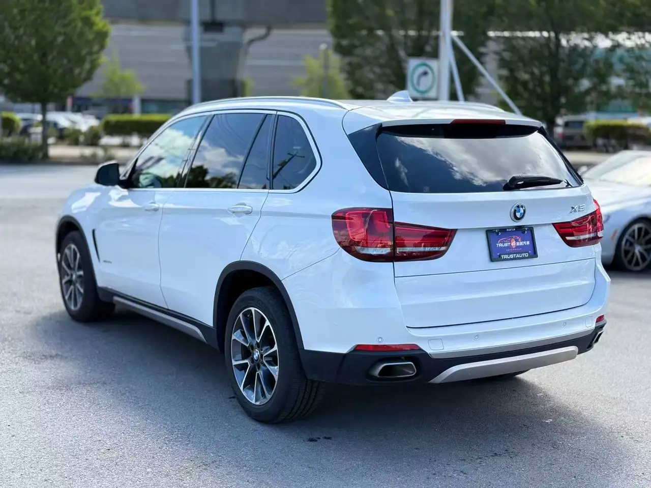 BMW X5 photo BMW X5