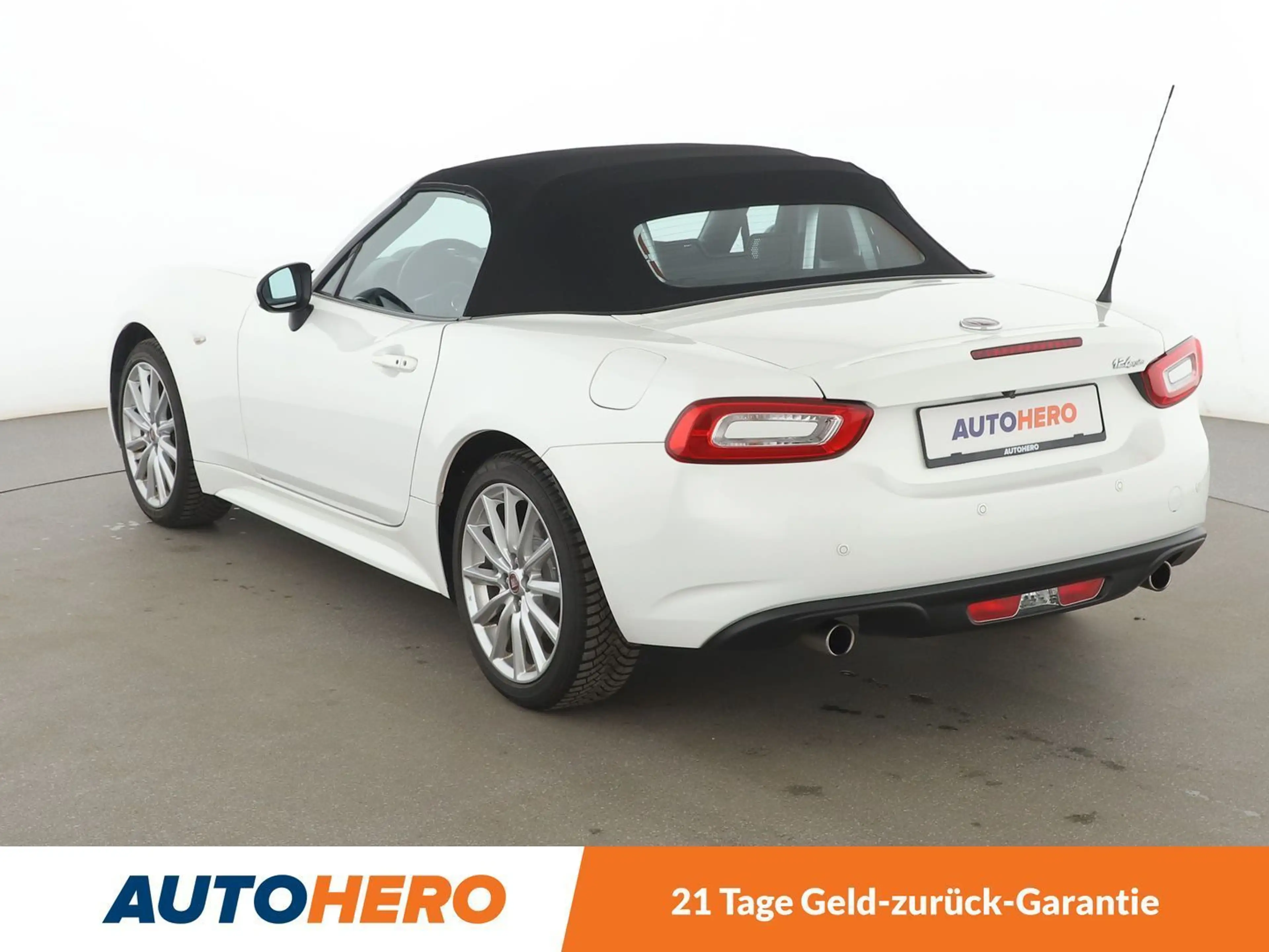 Fiat 124 Spider 1.4 Turbo Lusso *NAVI*CAM*SHZ*ALU*TEMPO* — photo 4