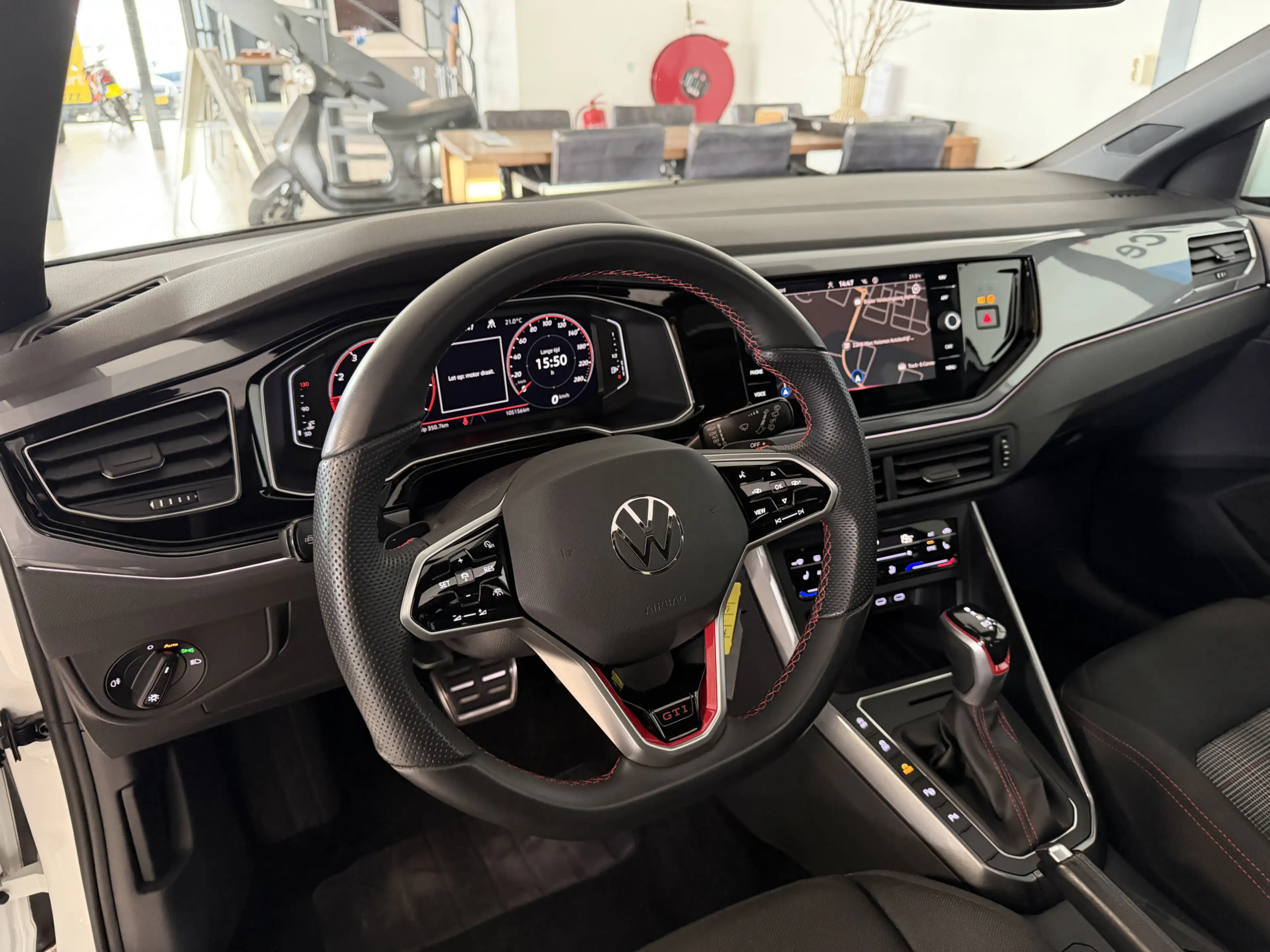 Volkswagen Polo GTI 2.0 TSI Panoramadak / Camera / IQ Light / — photo 10