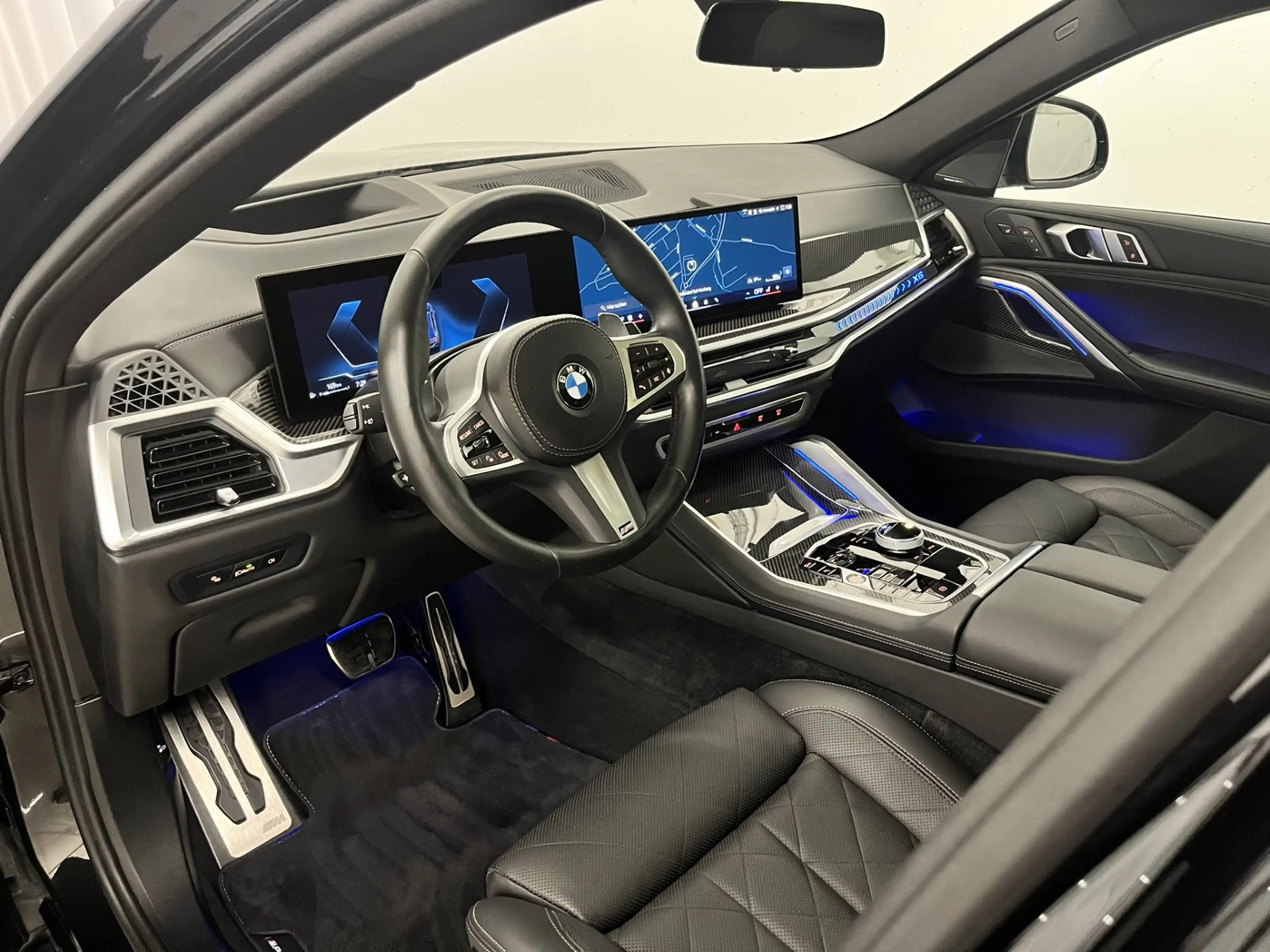 BMW X6 xDrive30d *M-Sport PRO / Innovationspaket / Panorama* — photo 7