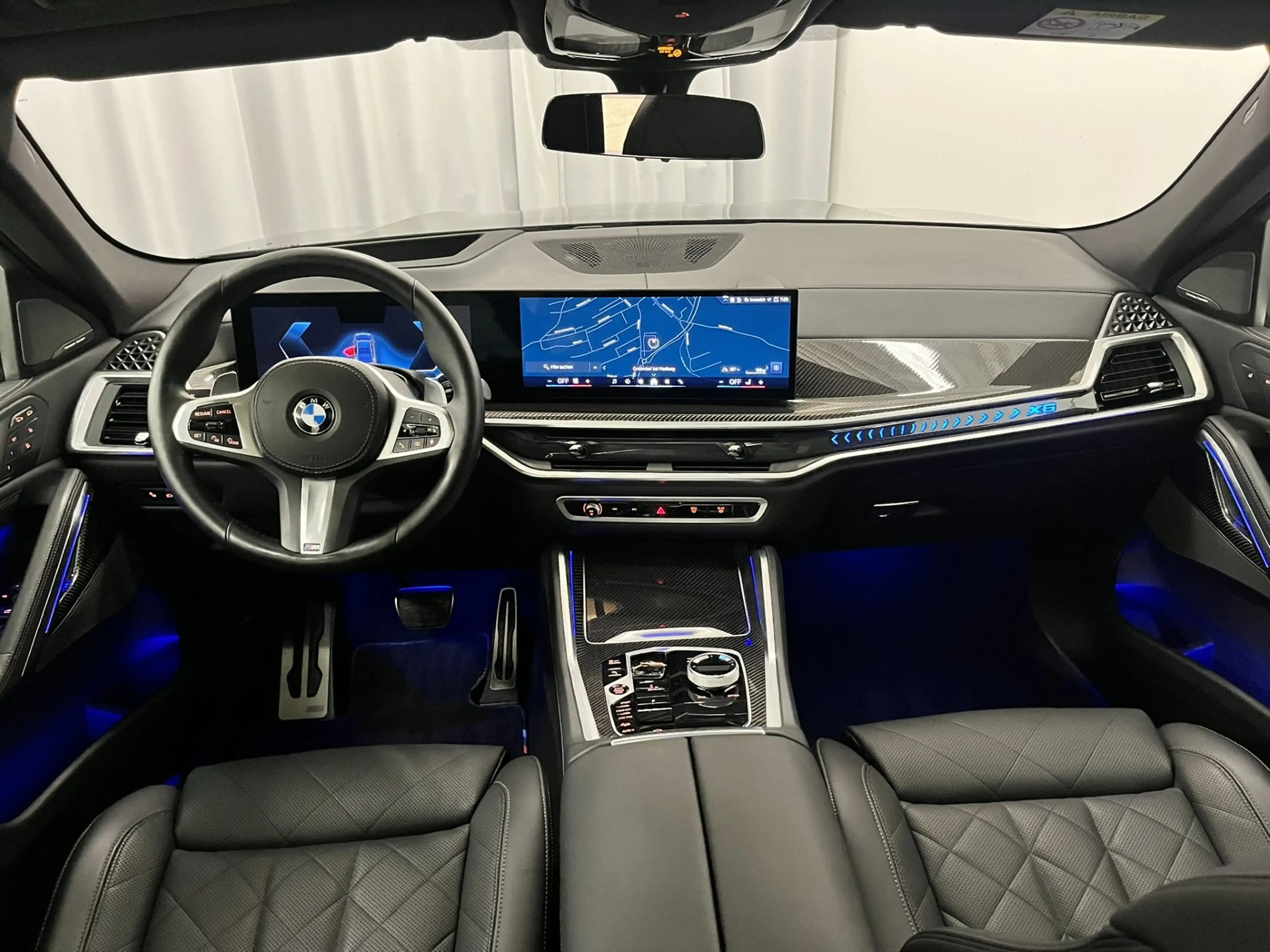 BMW X6 xDrive30d *M-Sport PRO / Innovationspaket / Panorama* — photo 9