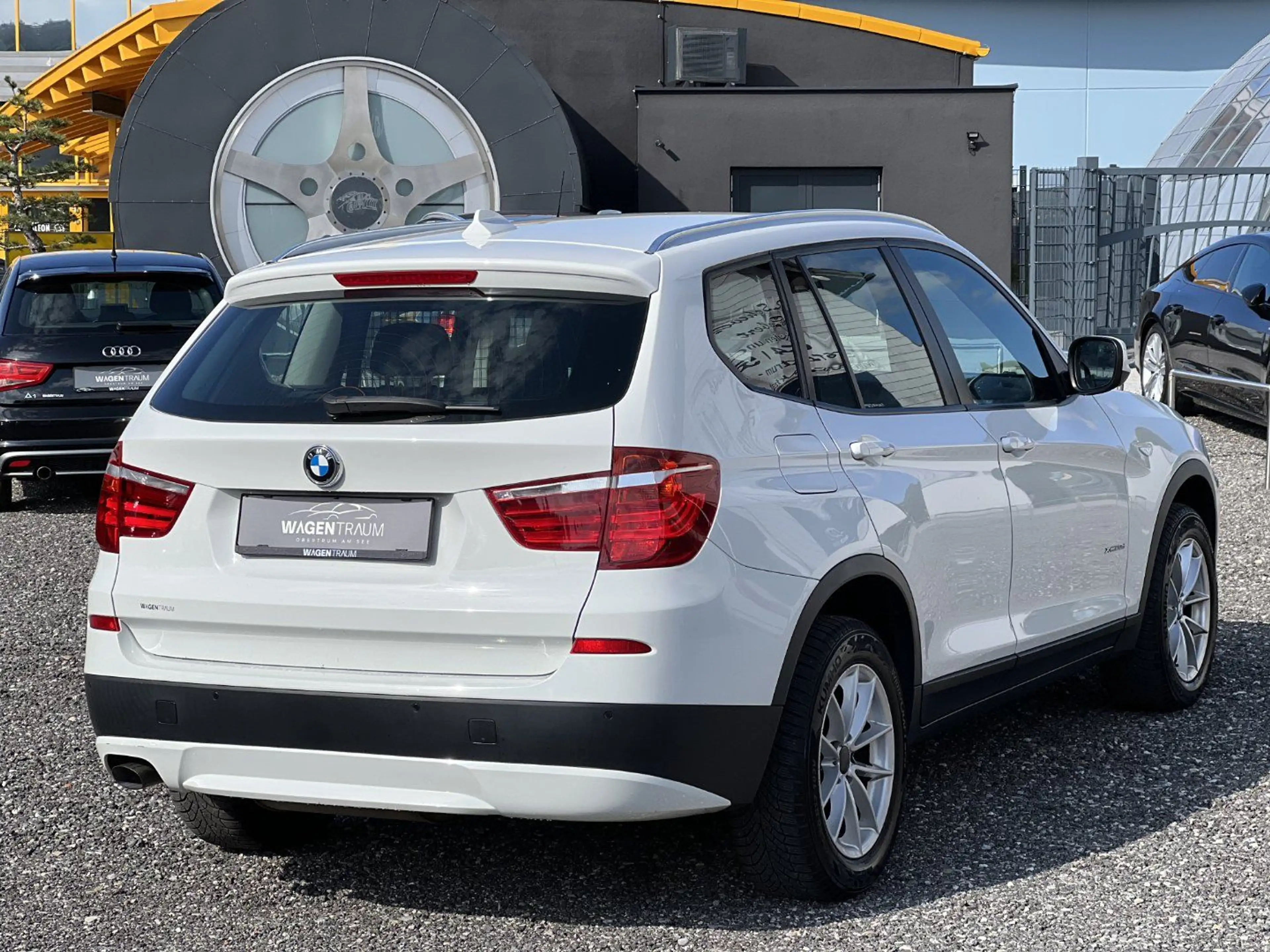BMW X3 xDrive 20d - Bi-Xenon - Navi - Parksensoren - All — photo 4