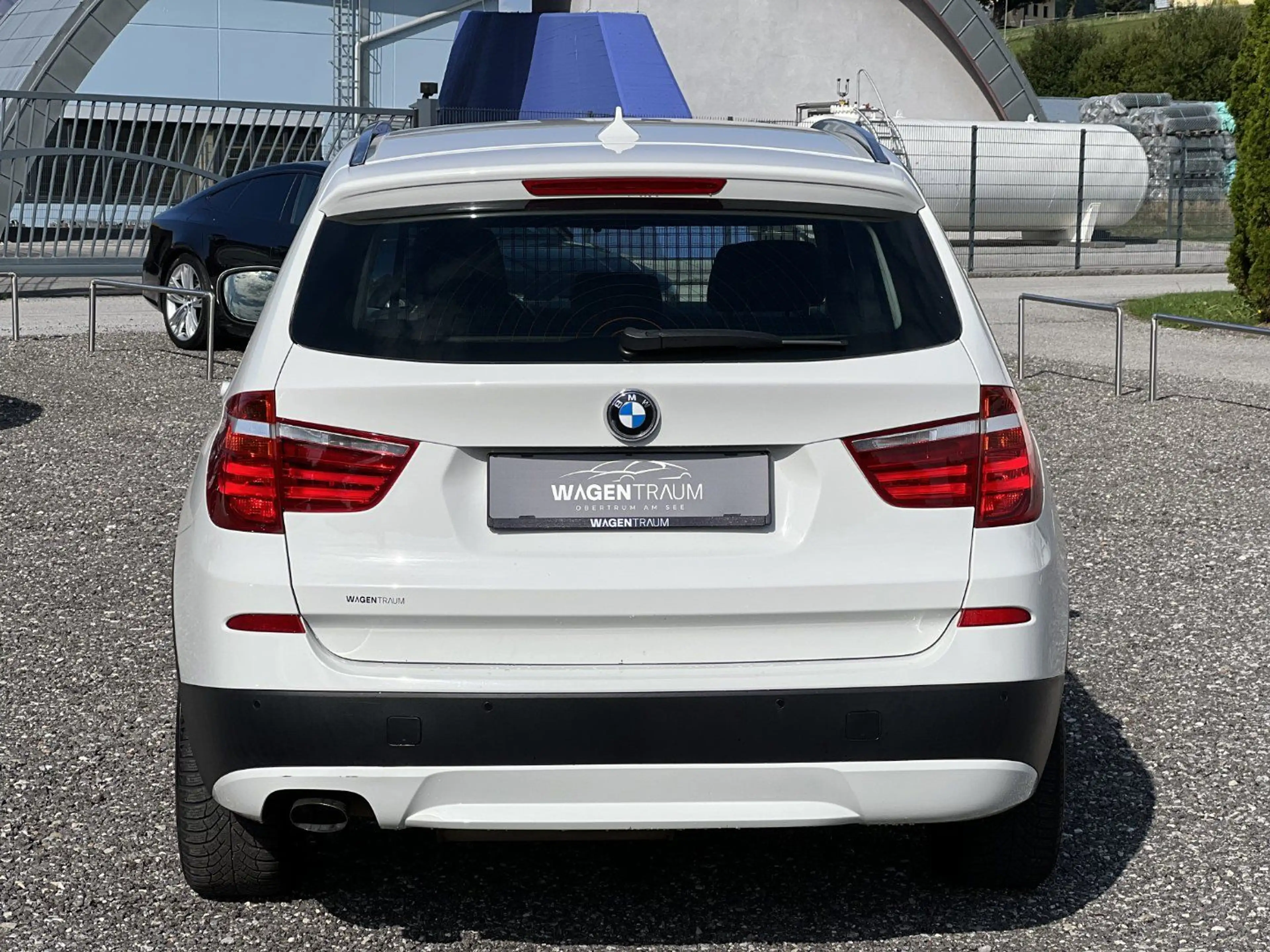 BMW X3 xDrive 20d - Bi-Xenon - Navi - Parksensoren - All — photo 3