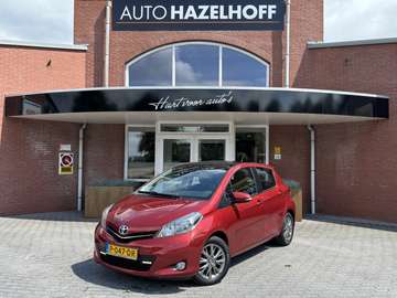 1.3 VVT-i Executive | Camera | PDC Achter | Cruise