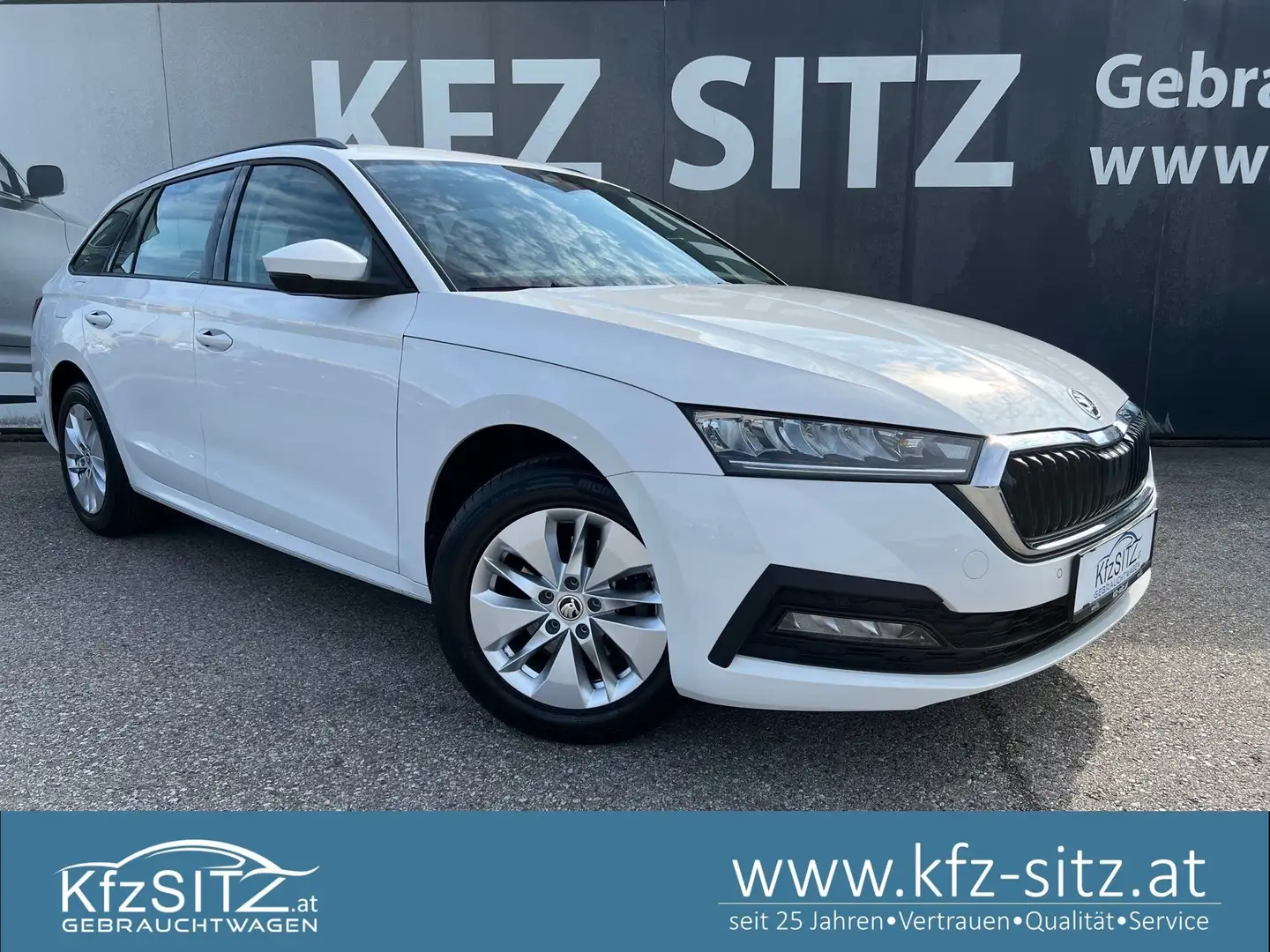 Skoda Octavia Combi 2,0 TDI Ambition | AHK Weiß - 1