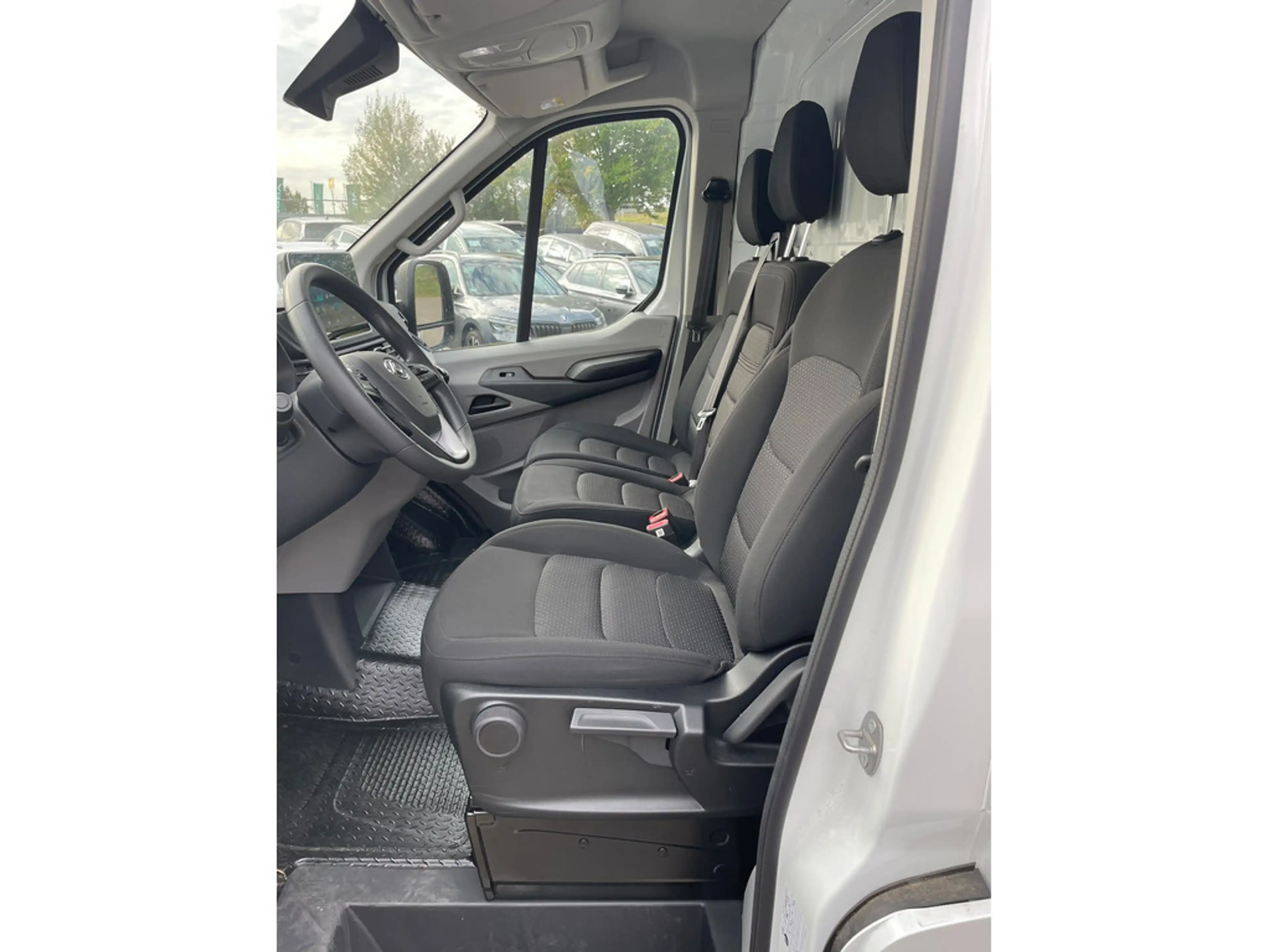 Maxus Deliver 9 Diesel +wenig Kilometer+CarPlay+AndroidAuto+RFK+ — photo 9