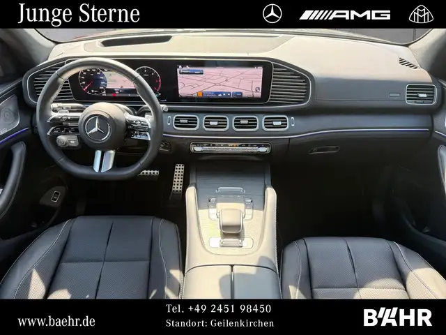 Mercedes-Benz GLS view 4