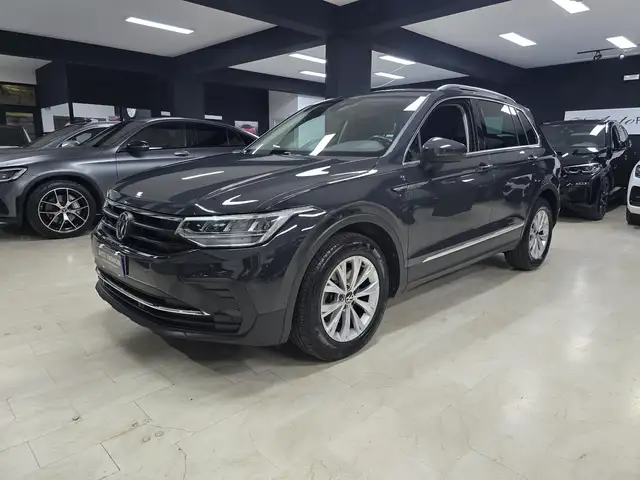 Volkswagen Tiguan Tiguan II 2023 2.0 tdi Life 150cv dsg