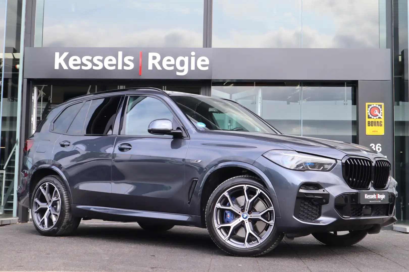 BMW X5 xDrive45e M-sport Panoramadak Led Navi Leer Luchtv Gris - 2