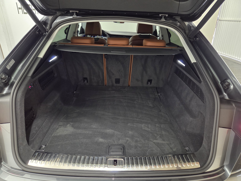 Audi Q8 50 TDI S-Line AHK, Matrix, ACC, 22 Zoll, Panorama — photo 13
