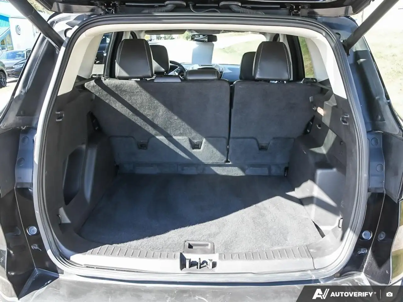 Ford Escape снимка Ford Escape