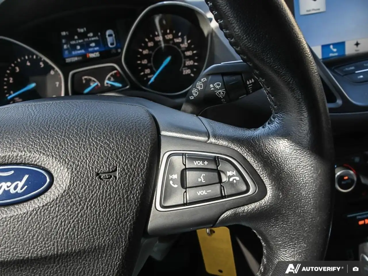 Ford Escape снимка Ford Escape