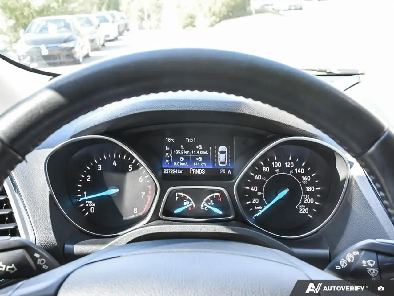 Ford Escape снимка Ford Escape