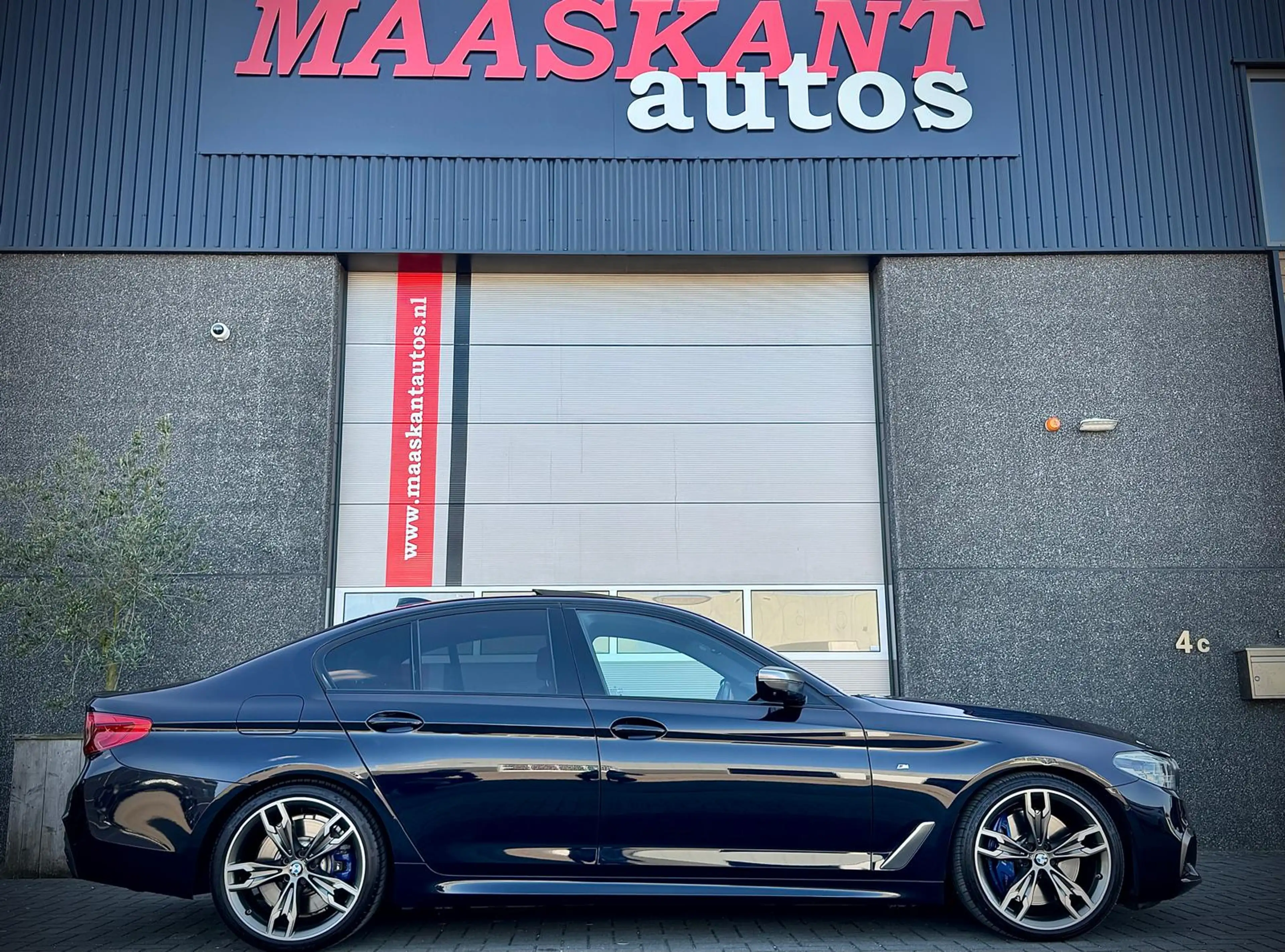 BMW M550 5-Serie (g30) M550i 530pk xDrive Aut.
