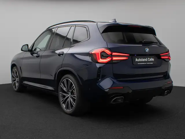 BMW X3 view 9