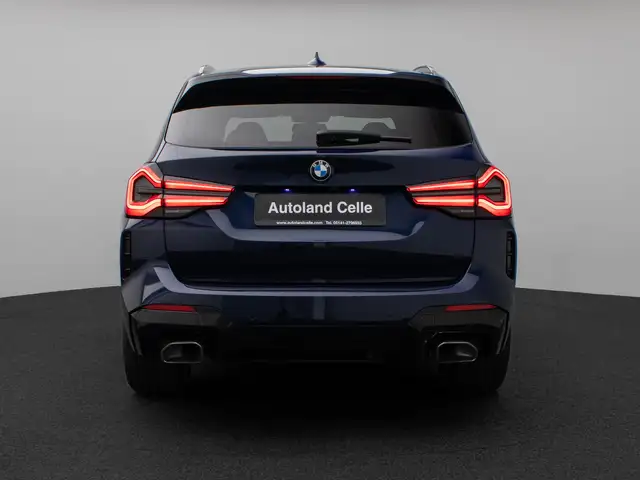 BMW X3 view 8