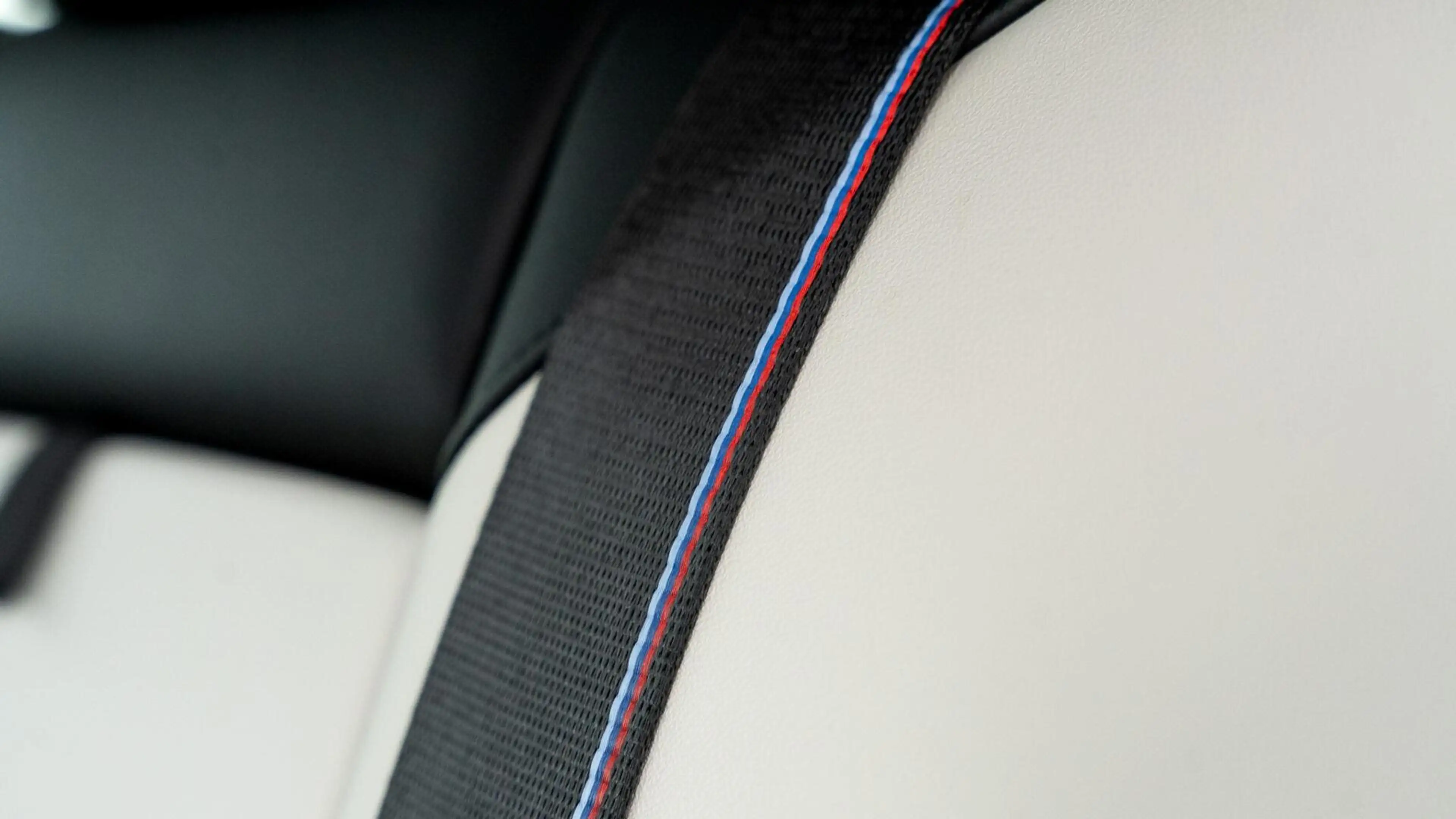 BMW i5 Touring M-Sport Pro - Carbon - Leer- Trekhaak eDri — photo 13