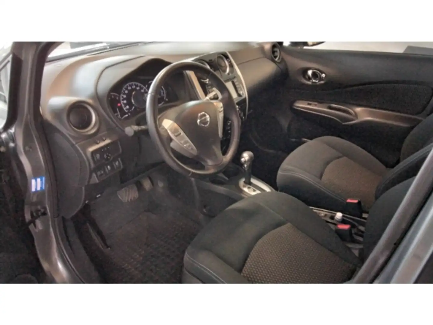 Nissan Note PLUS DIG-S 1.2 Acenta Gris - 2
