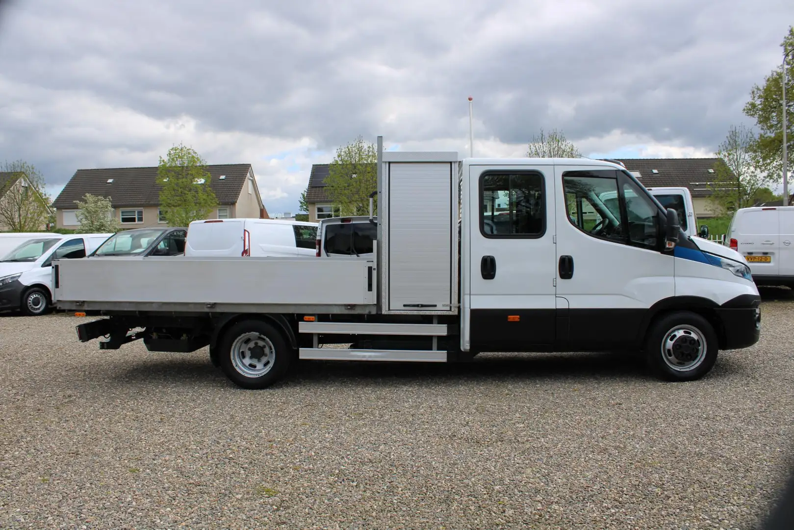 Iveco Daily 35C14ND, 3.0CNG 136PK, Dubbele Cabine, Airco Laadb - 2