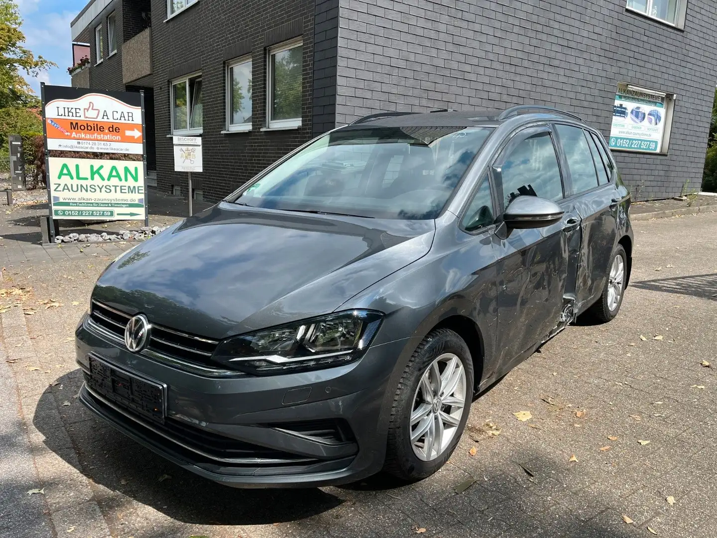 Volkswagen Golf Sportsvan VII Comfortline DSG PDC SHZ Gris - 1