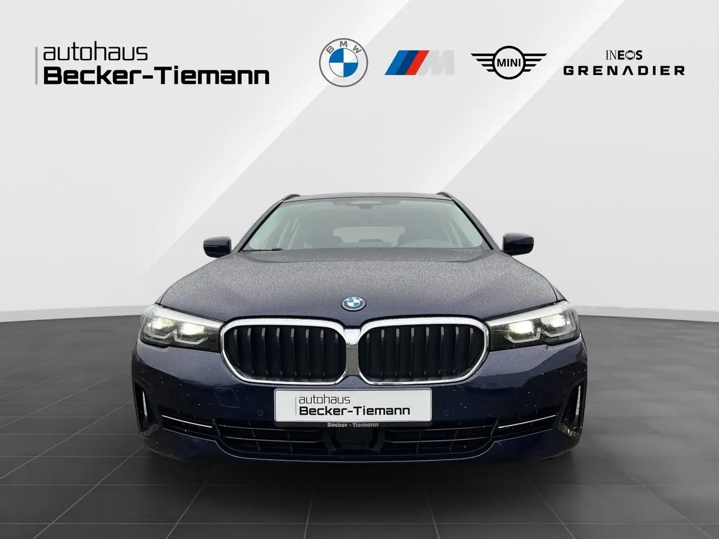 BMW 530 e xDrive Touring AHK DrivAss ACC ParkAss 4xKlima Blau - 2