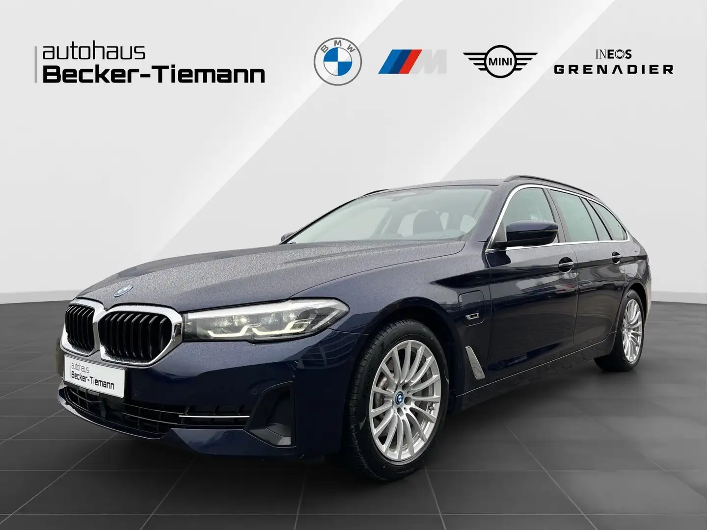 BMW 530 e xDrive Touring AHK DrivAss ACC ParkAss 4xKlima Blau - 1