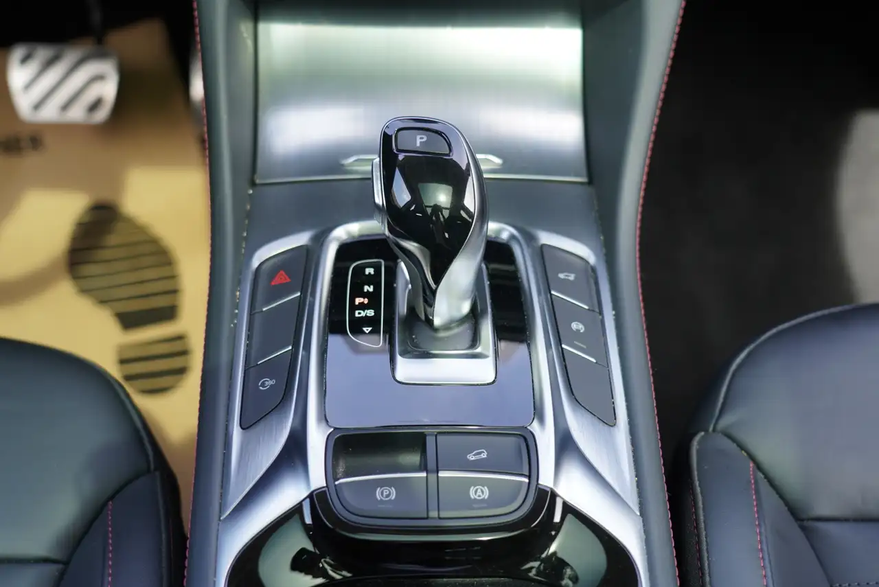 MG HS HS 1.5T-GDI Aut. Luxury 12