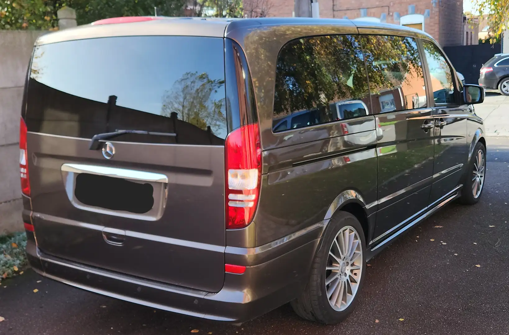 Mercedes-Benz Viano Viano 3.0L CDI Avantgarde EDITION 125 Bronze - 2