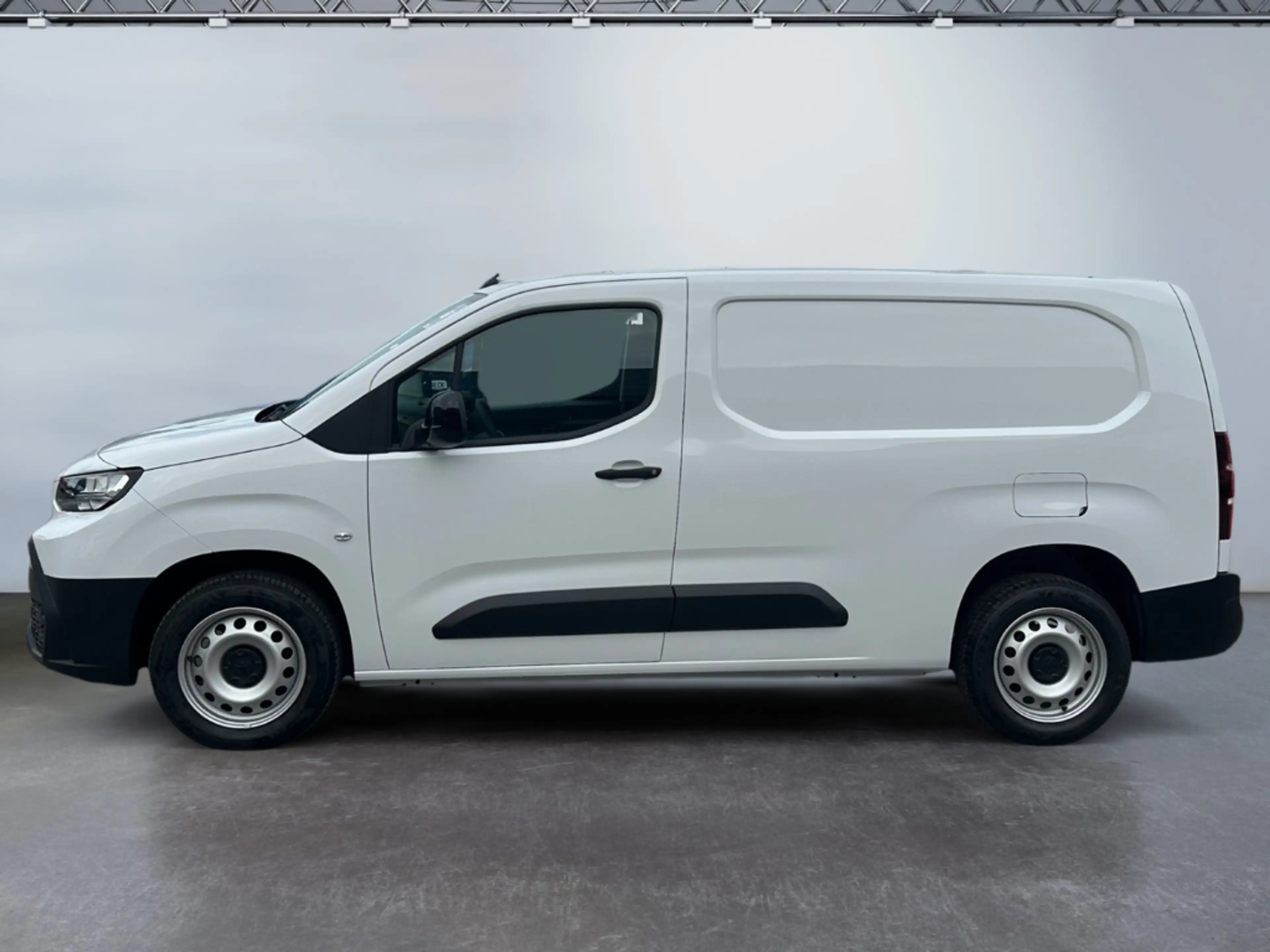 Toyota Proace City L2 Meister *Navi*DAB*APPLE-CARPLAY*CAM* — photo 5