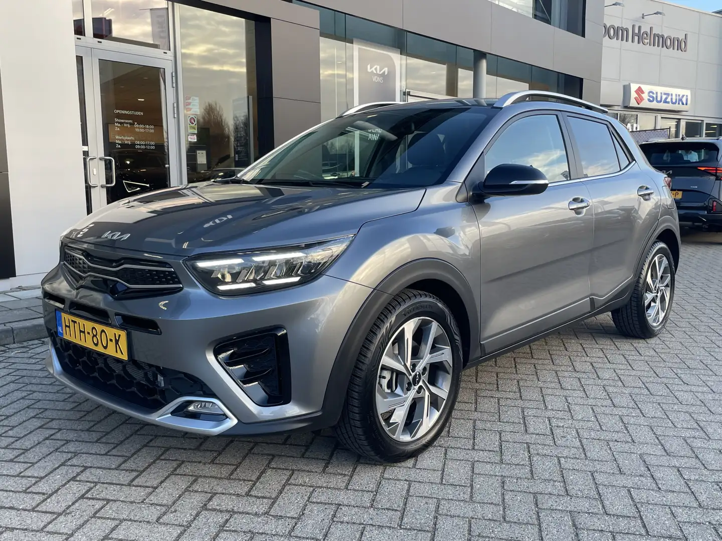 Kia Stonic 1.0 T-GDi MHEV GT-Line GT Line // Automaat // 4900 Gris - 2