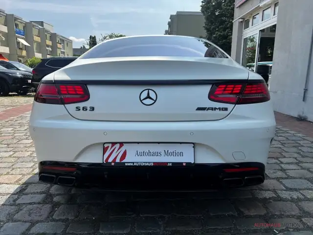 Mercedes-Benz S-Class view 6