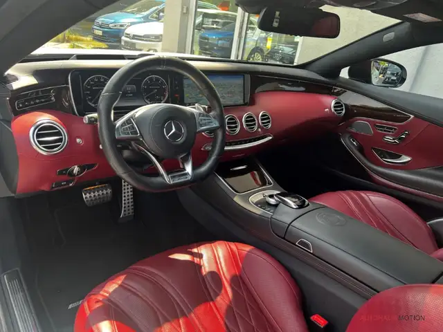 Mercedes-Benz S-Class view 10