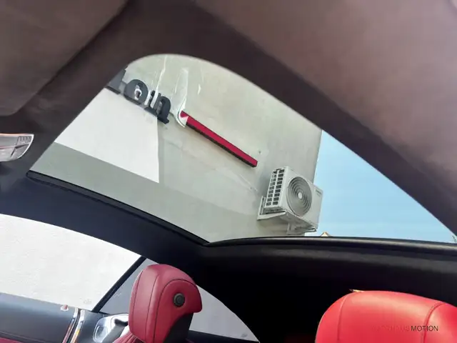 Mercedes-Benz S-Class view 9