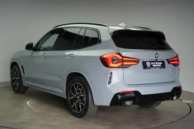 BMW X3 view 6