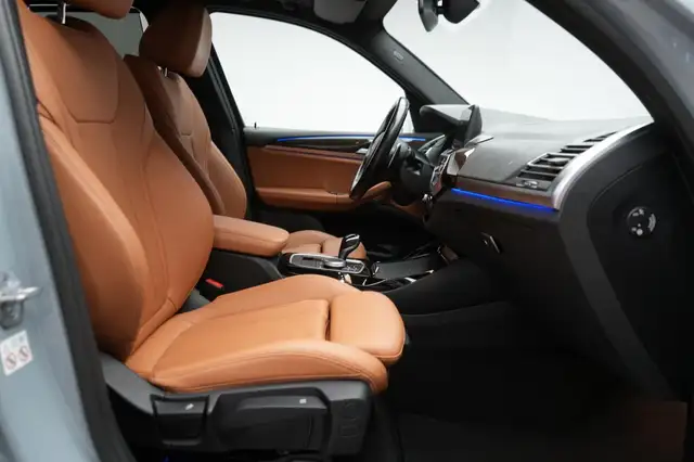 BMW X3 view 7