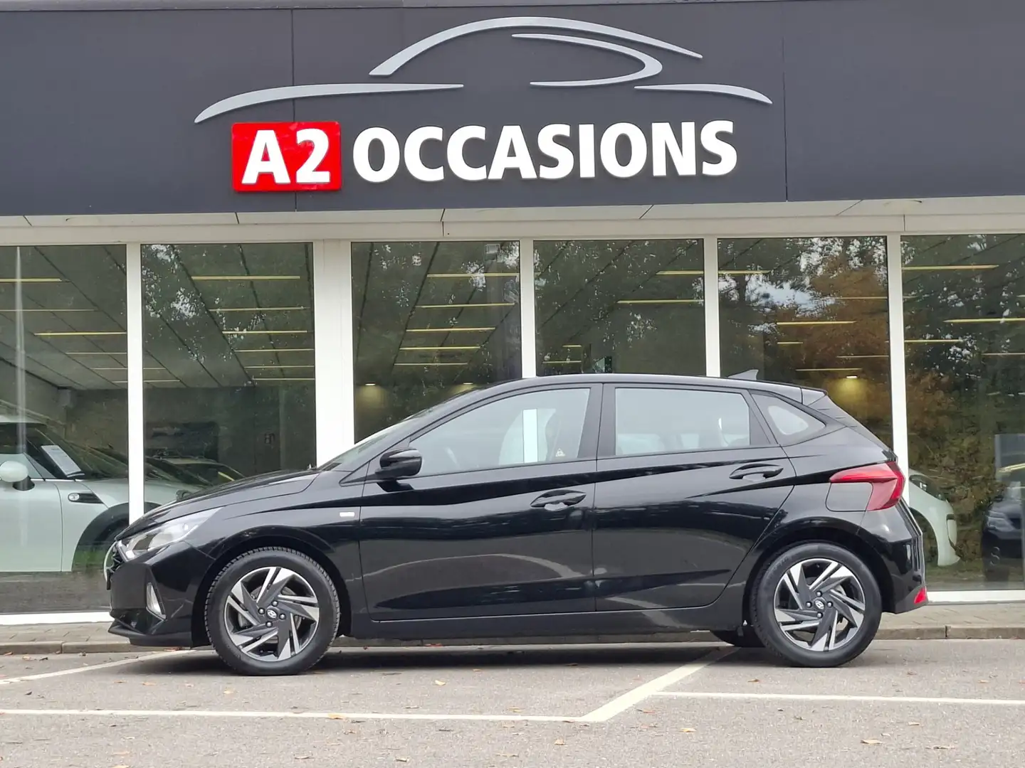 Hyundai i20 1.0 T-GDI Mild Hybrid Camera/Cruise/Navi/Bluetooth Zwart - 2