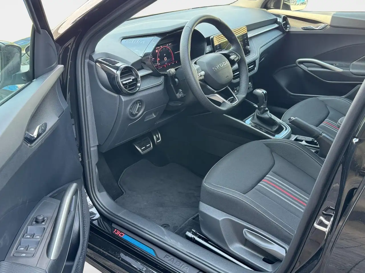 Skoda Fabia 130 1,5 TSI DSG 2 ZoKlima ACC Navi 2x Einparkhi..., миниатюра 9
