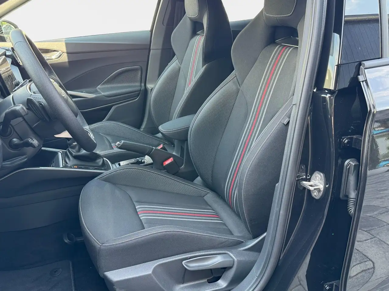 Skoda Fabia 130 1,5 TSI DSG 2 ZoKlima ACC Navi 2x Einparkhi..., миниатюра 23