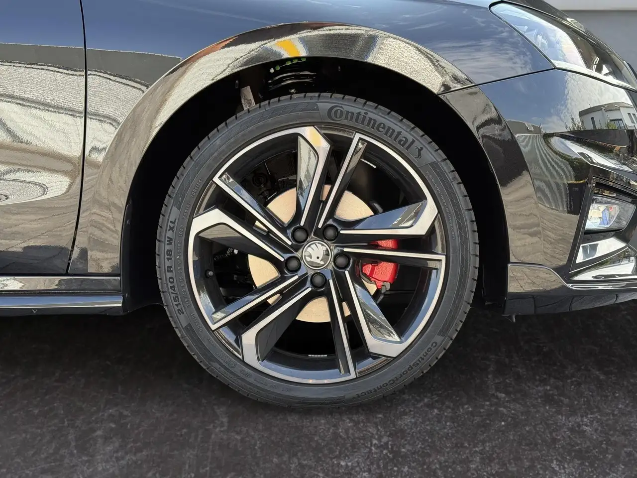 Skoda Fabia 130 1,5 TSI DSG 2 ZoKlima ACC Navi 2x Einparkhi..., миниатюра 6