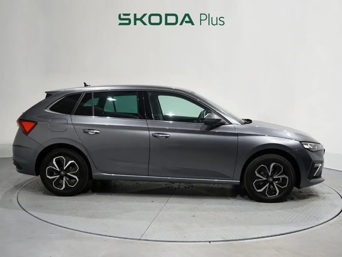 Skoda Scala 1.0 TSI Selection 85kW Gris - 2