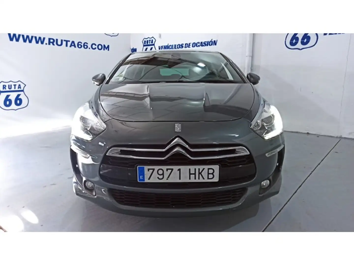 Citroen DS5 1.6e-HDi Design CMP 112 Šedá - 2